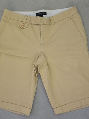 Banana Republic Women's Flat Front Chino Shorts - Light Yellow/Tan